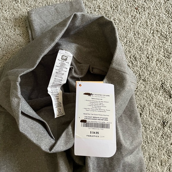 Fabletics Heather Grey Leggings - Picture 3 of 3